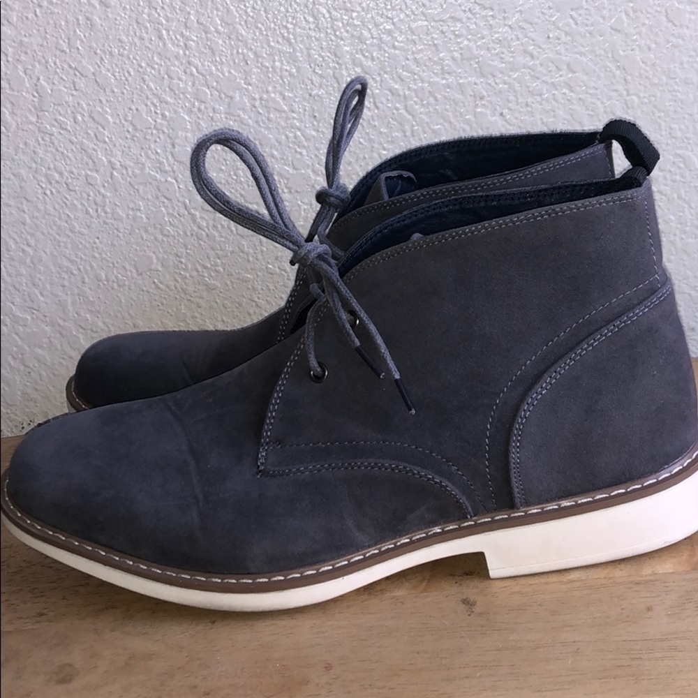 Hawke&Co Gray Chukka Boot Faux Suede Size 11